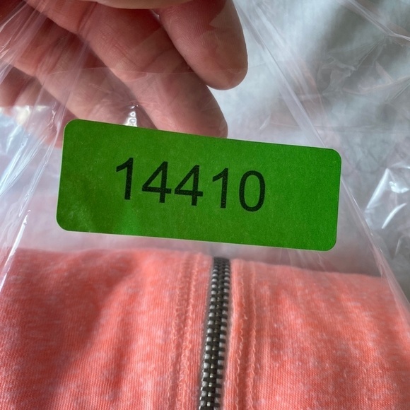 American Eagle Outfitters Women's Peachy-Pink Full Zip Lightweight Hoodie Medium - Picture 14 of 14